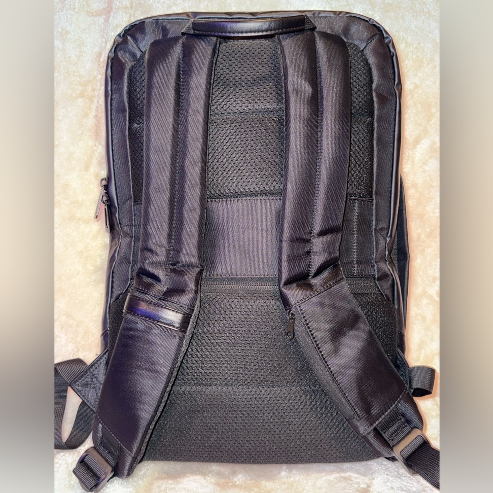Kingsons Slim Laptop Backpack Unisex 15.6 inch Business Bag Ultralight USB NWOT - Picture 4 of 14